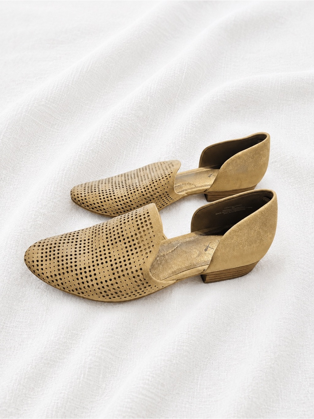 Denver Hayes Tan Perforated D'Orsay Flats